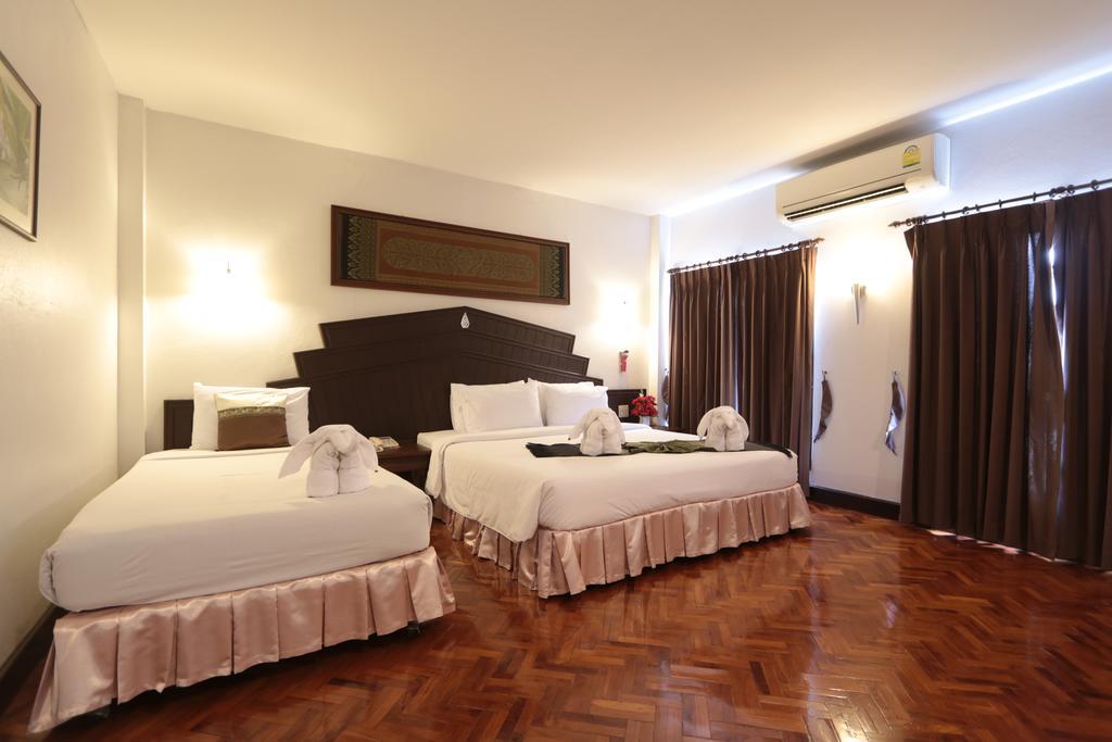Baiyoke Chalet Hotel Mae Hong Son Bagian luar foto
