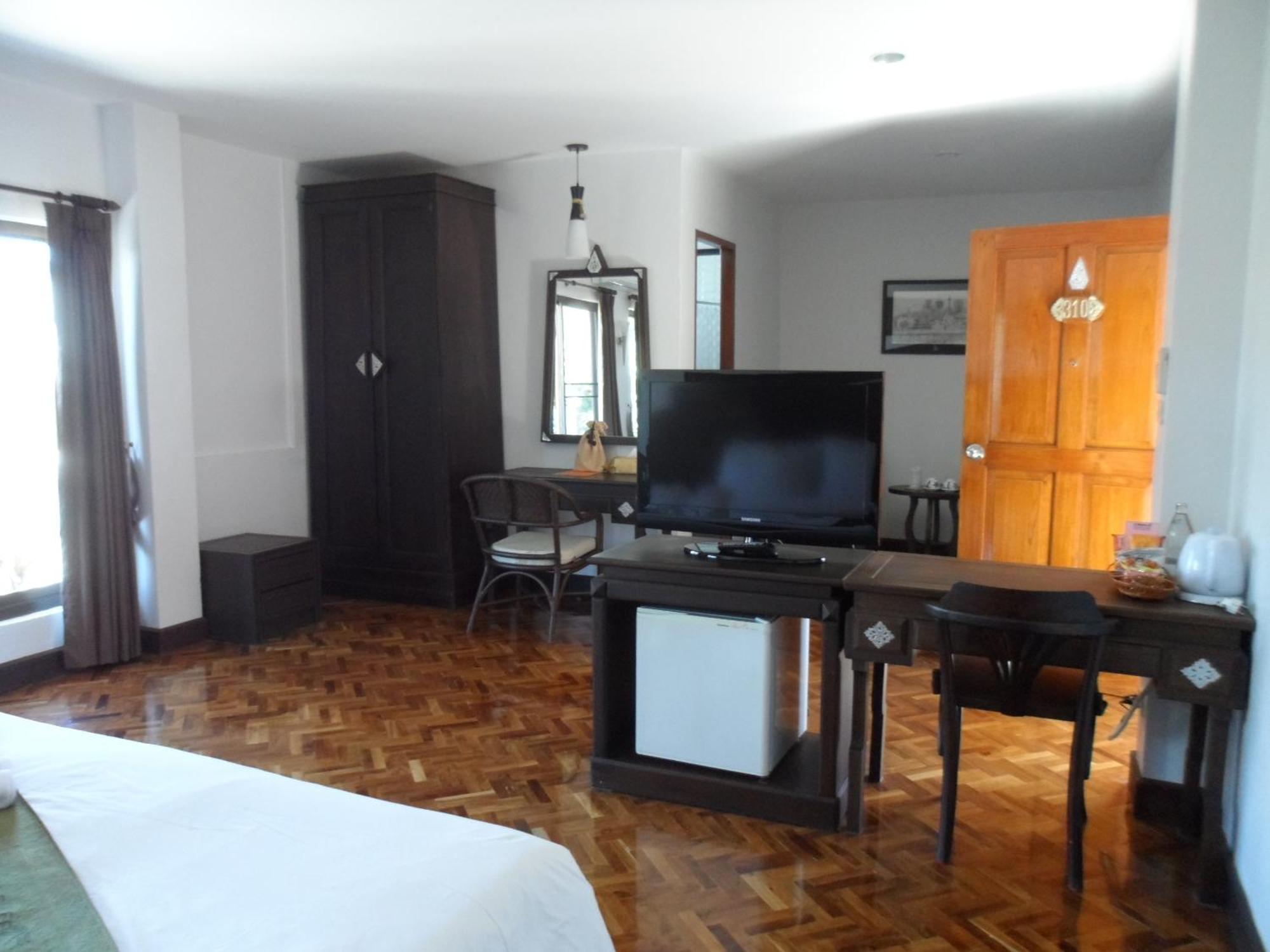 Baiyoke Chalet Hotel Mae Hong Son Bagian luar foto
