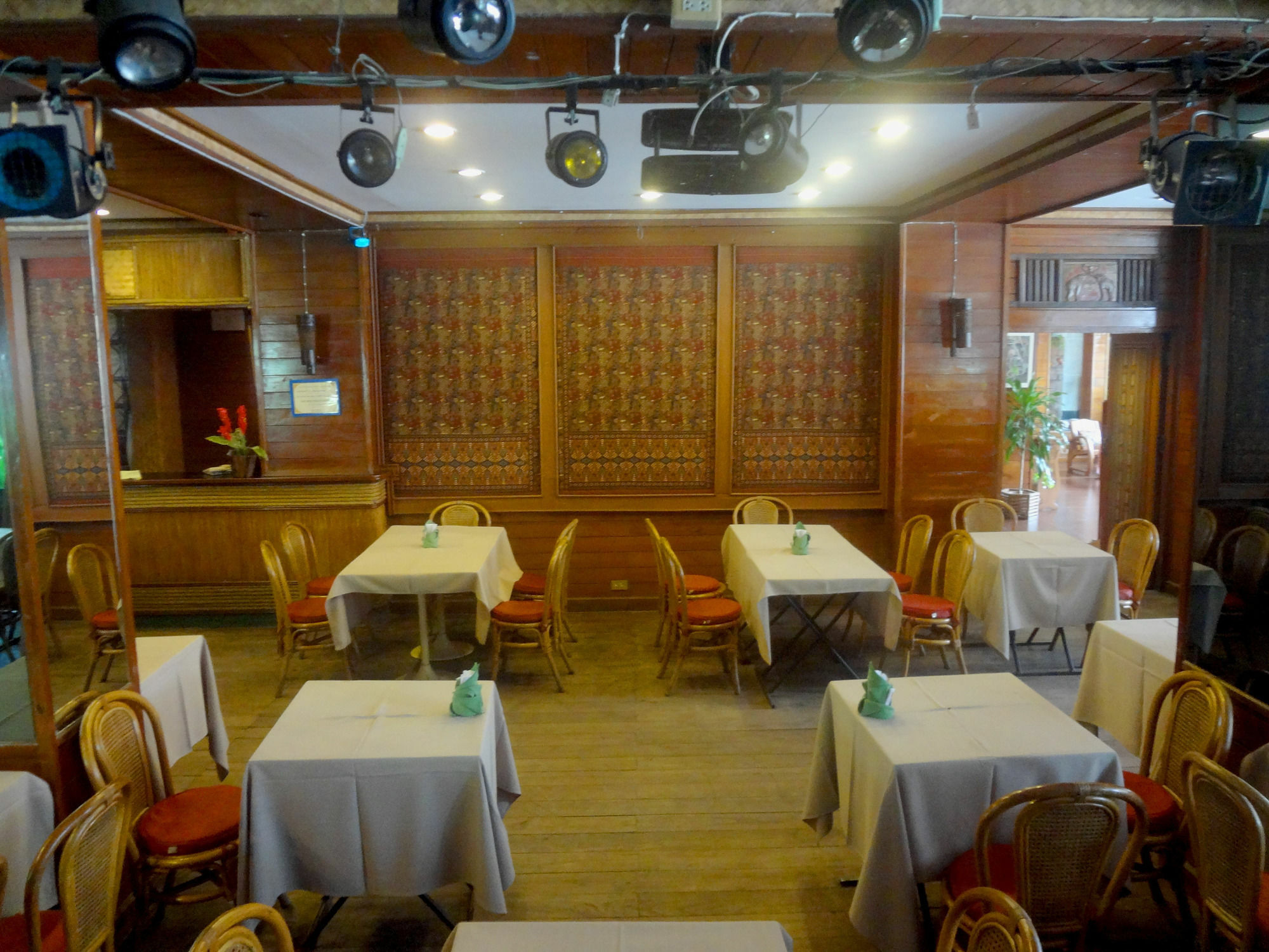Baiyoke Chalet Hotel Mae Hong Son Bagian luar foto
