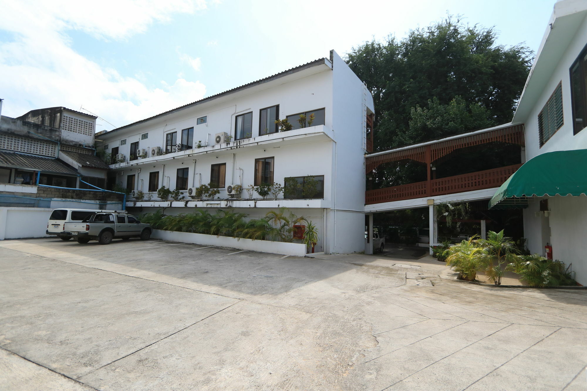 Baiyoke Chalet Hotel Mae Hong Son Bagian luar foto
