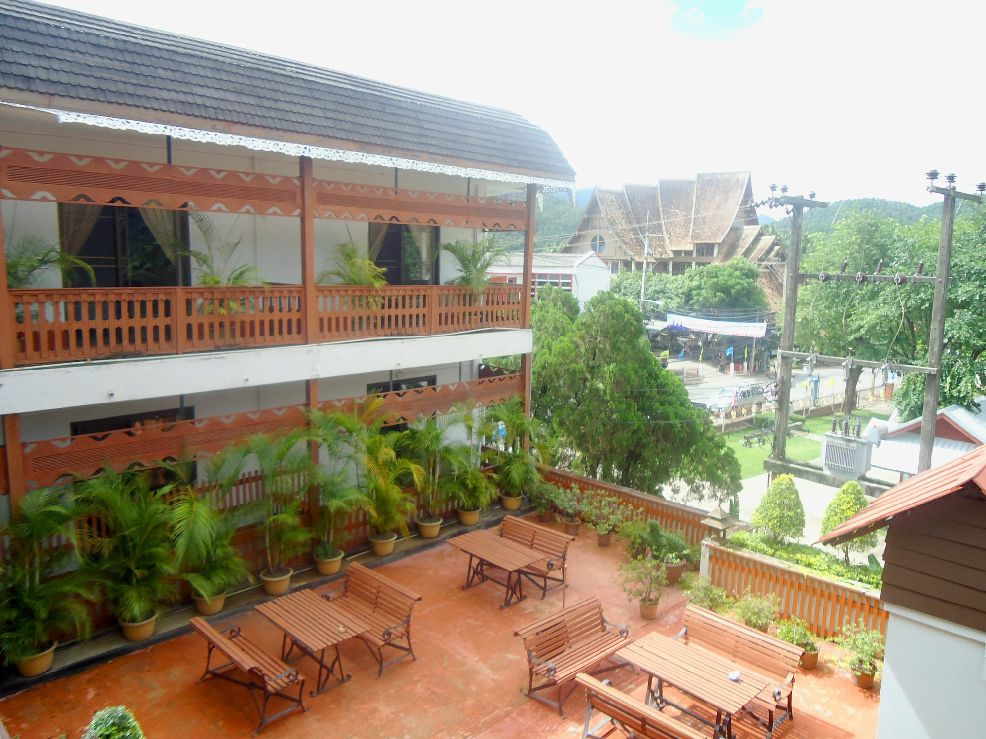 Baiyoke Chalet Hotel Mae Hong Son Bagian luar foto