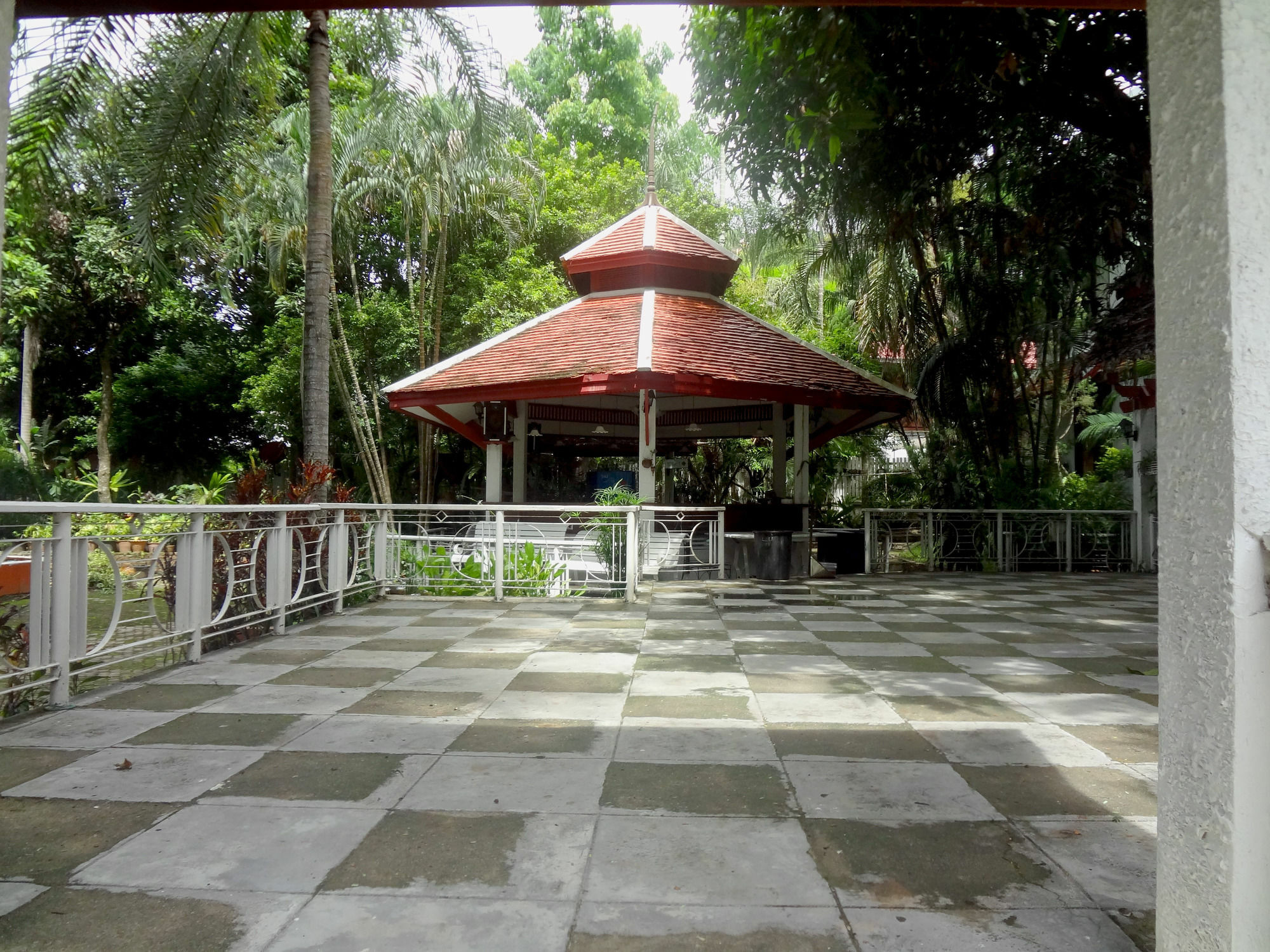 Baiyoke Chalet Hotel Mae Hong Son Bagian luar foto